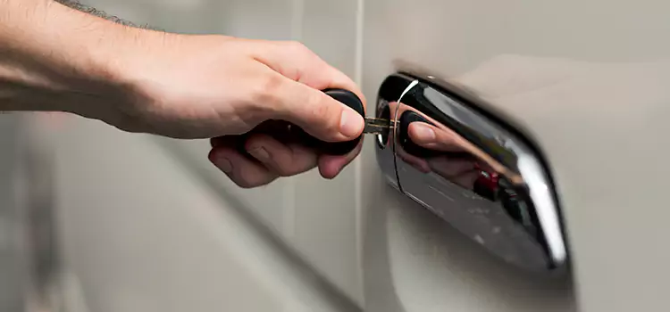Why Choose Our Auto Locksmith Team in Flowing Wells, AZ?
